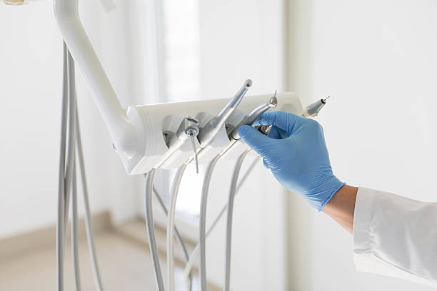24/7 Emergency Dental Crowns And Bridges experts in Hollywood, FL